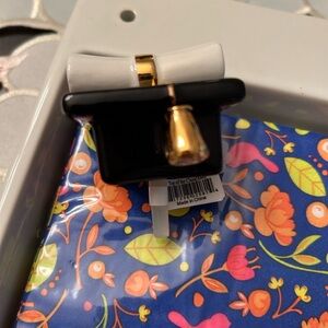 Black and White Graduation Hat Mini A64